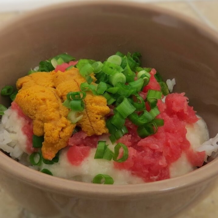 長芋たっぷり海鮮丼